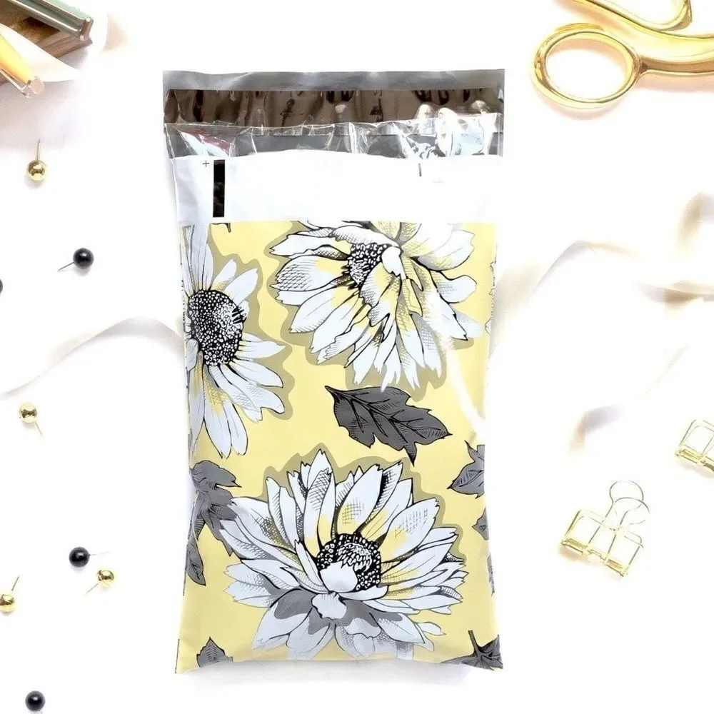 20 - 6x9 Sunflower Print Poly Mailers